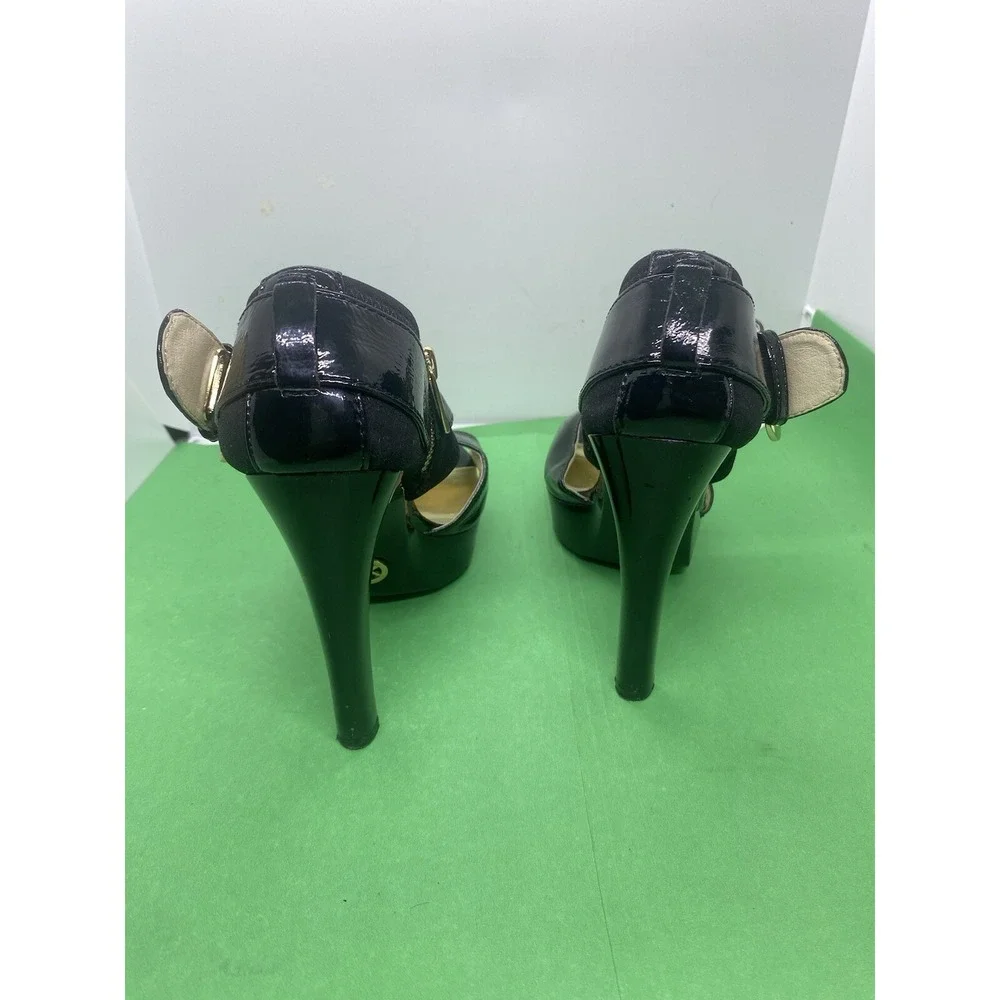 MICHAEL MICHAEL KORS Black Patent Leather Gold Buckle Morgen Heels US 6M